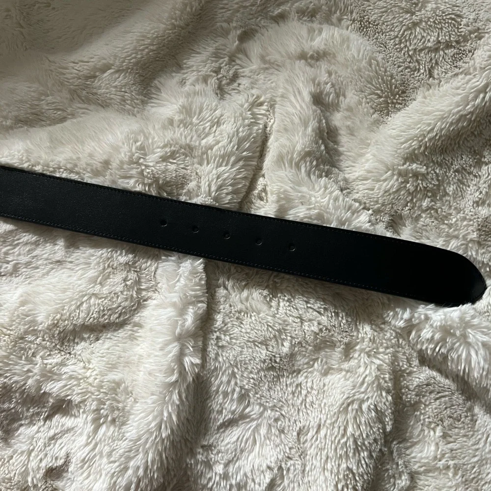 GG Marmont Leather Belt with Shiny Buckle - Picture 5 of 8